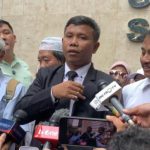roy suryo cs tantang jokowi untuk mengungkap sosok orang besar di balik polemik ijazah palsu