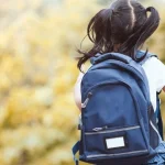 Ilustrasi siswa menikmati libur sekolah akhir tahun ajaran 2026