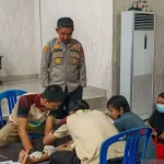 Kegiatan khitanan massal dan pasar murah yang digelar Polres Hulu Sungai Tengah dalam rangka Hari Bhayangkara ke-80.