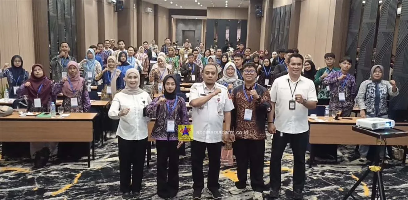 Kepala Dispora Kalsel memberikan sambutan pada pembukaan Pemilihan Wiramuda Berprestasi di Banjarmasin
