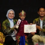 Penampilan seni tari tradisional dalam pergelaran seni Muda Cinta Budaya Fest 2026 di Taman Budaya Kalsel