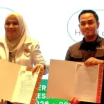 Penandatanganan MoU antara CT ARSA Foundation dan PDUI untuk pengabdian masyarakat