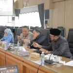 Rapat Dengar Pendapat Komisi III DPRD Kalsel membahas pembukaan U-turn Handil Bakti