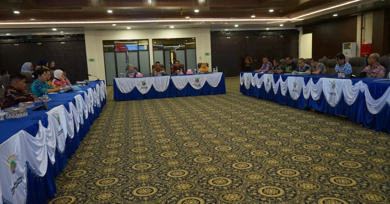 Sosialisasi SP4N-LAPOR oleh Pemerintah Kabupaten Kotabaru di Aula Bamega