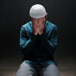Umat Muslim berdoa di Hari Asyura