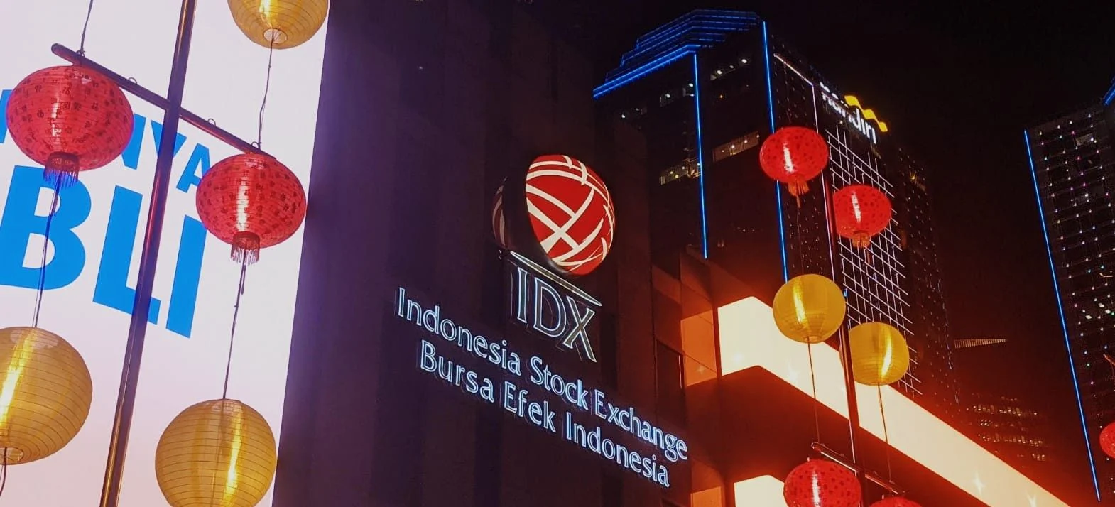 Gedung Bursa Efek Indonesia di Jakarta