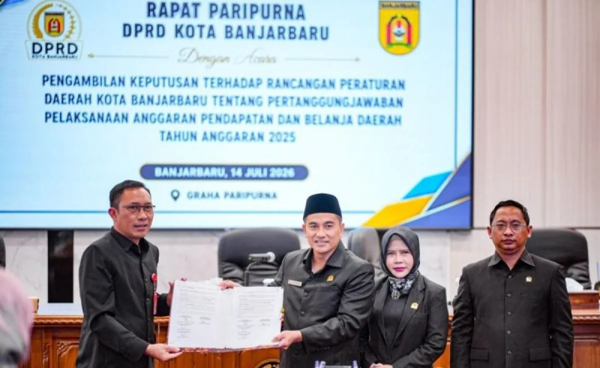 Gedung DPRD Banjarbaru saat rapat paripurna pembahasan Raperda APBD