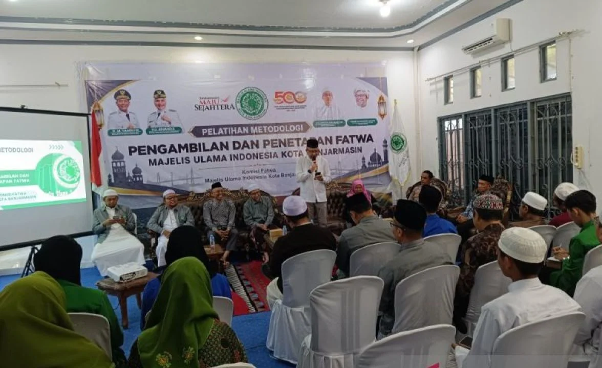 Pelatihan metodologi fatwa oleh MUI Kota Banjarmasin untuk para mahasiswa