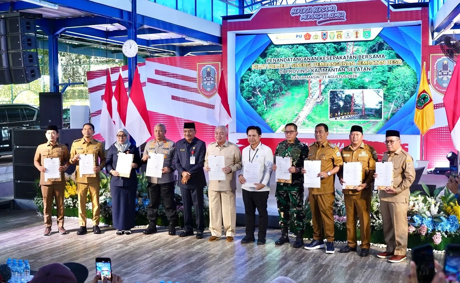 Penandatanganan kesepakatan pilot project penanganan jembatan non-nasional di Kalimantan Selatan