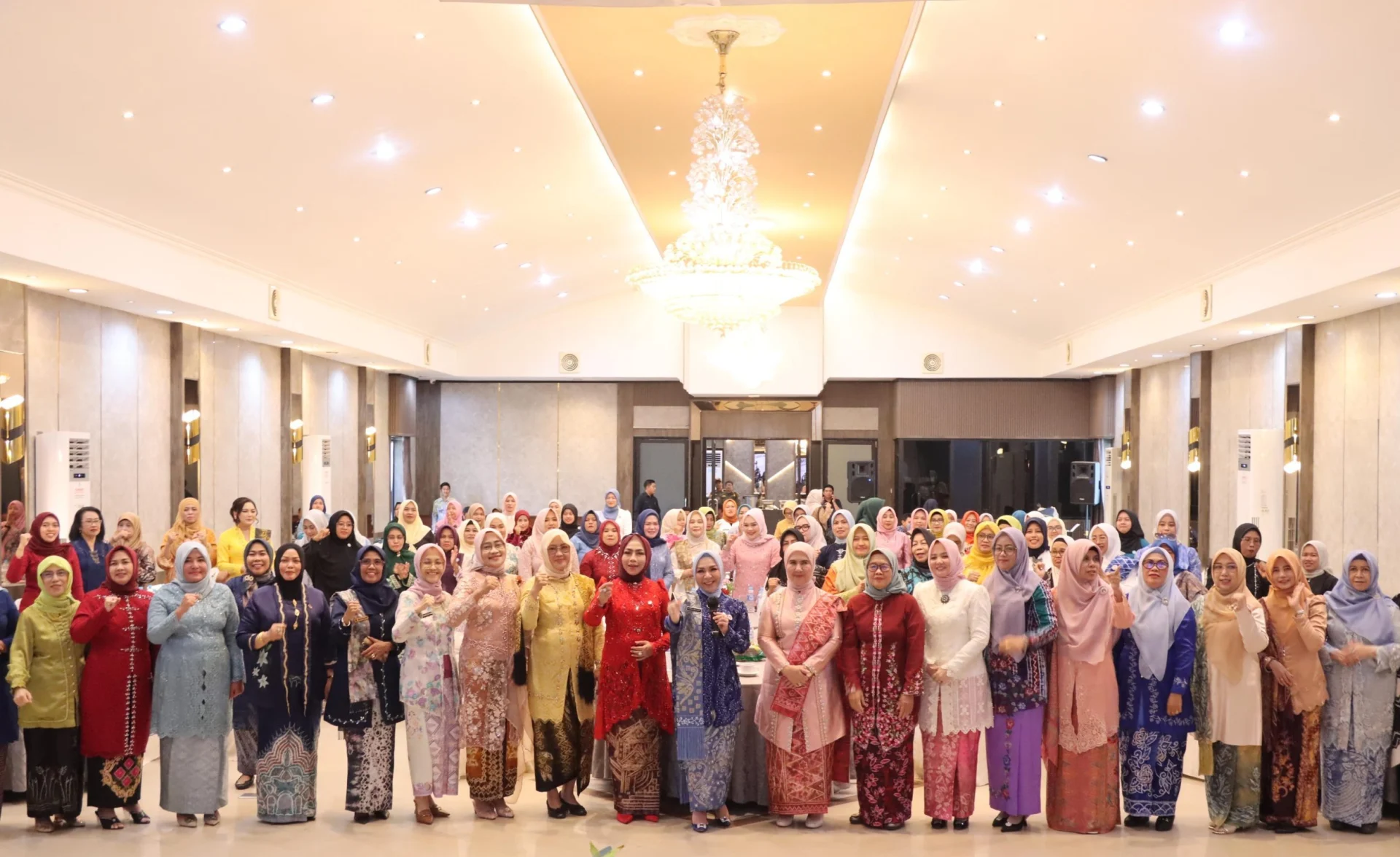 Seminar Hari Kebaya Nasional ke-3 oleh TP PKK dan Dekranasda Kalsel di Banjarmasin
