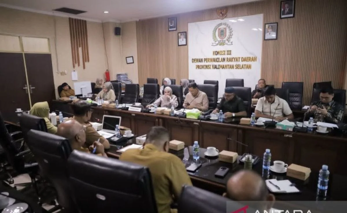 Komisi III DPRD Kalsel dan Dinas ESDM rapat bahas APBD Perubahan 2026