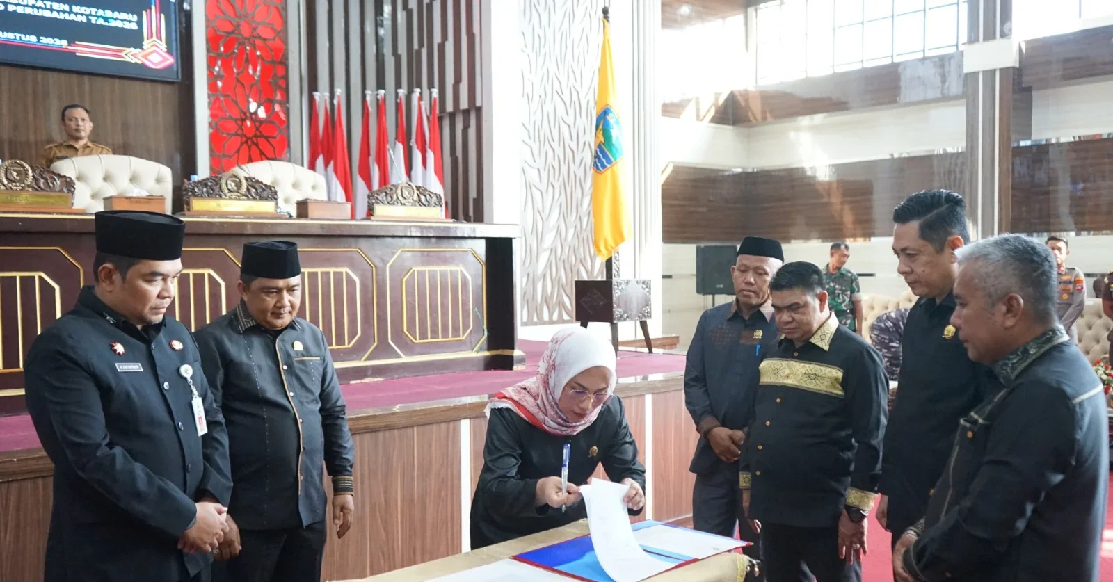 Rapat Paripurna DPRD Kabupaten Kotabaru tentang persetujuan Perubahan APBD 2026