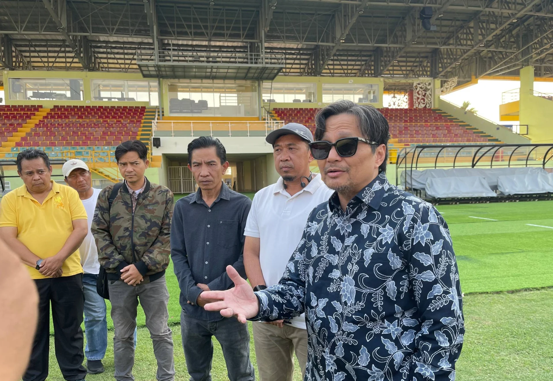Wakil Gubernur Kalimantan Selatan melakukan peninjauan infrastruktur di Stadion 17 Mei Banjarmasin