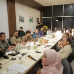 Anggota Komisi III DPRD Kalsel saat melakukan peninjauan lapangan di area reklamasi tambang batubara