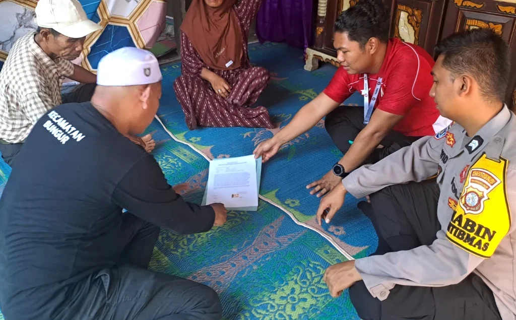 Garis polisi di dekat lokasi kejadian perkara penemuan jasad pemuda di Tapin