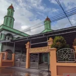 Guru Saiful Anshari menyampaikan tausyiah mengenai qadha dan qadar di Masjid Assaadah Banjarmasin