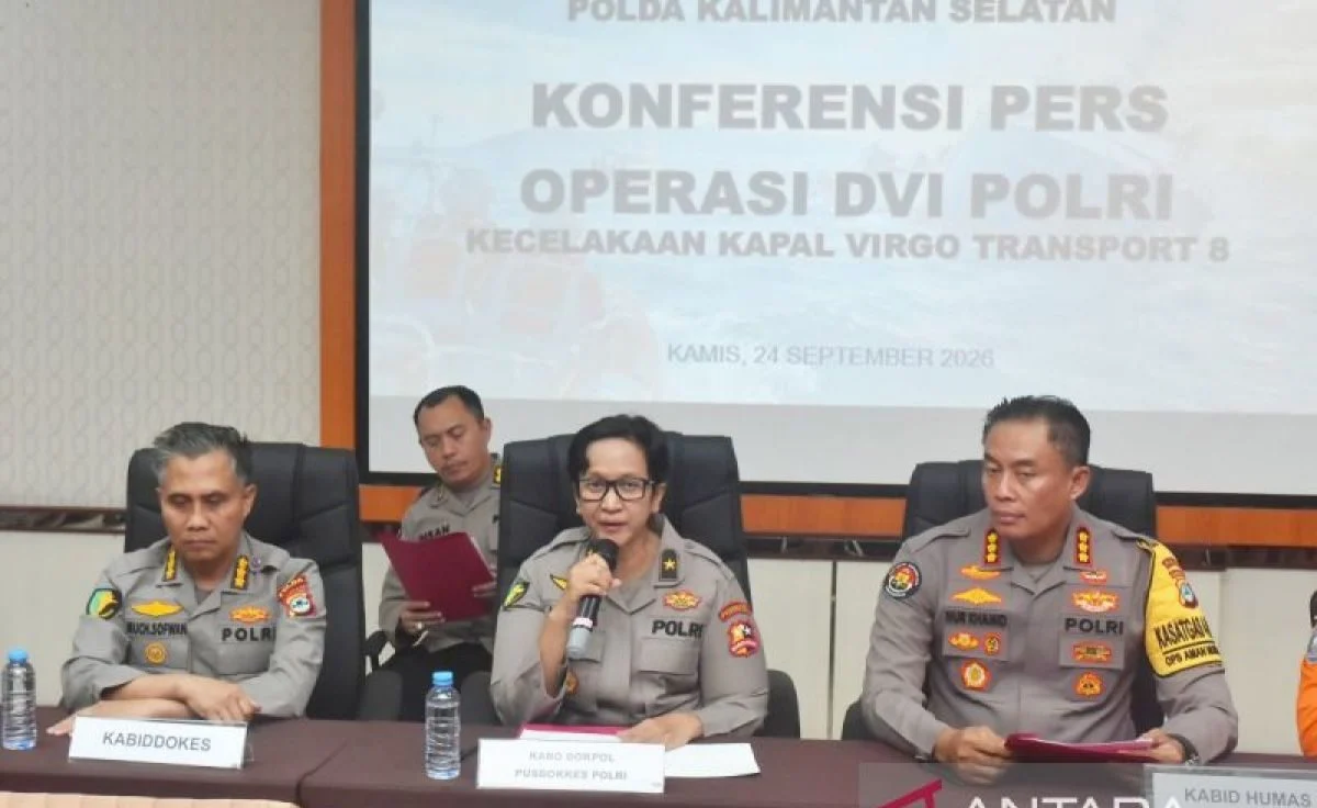 Petugas DVI Polri melakukan proses identifikasi DNA korban tenggelamnya KM Virgo Transport 8