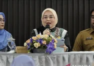 Bunda PAUD Kota Banjarmasin memberikan sosialisasi mengenai pentingnya pendidikan prasekolah bagi anak usia dini.