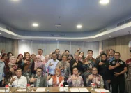 Lokakarya penataan kurikulum berbasis OBE Ilmu Komunikasi FISIP ULM di Banjarmasin